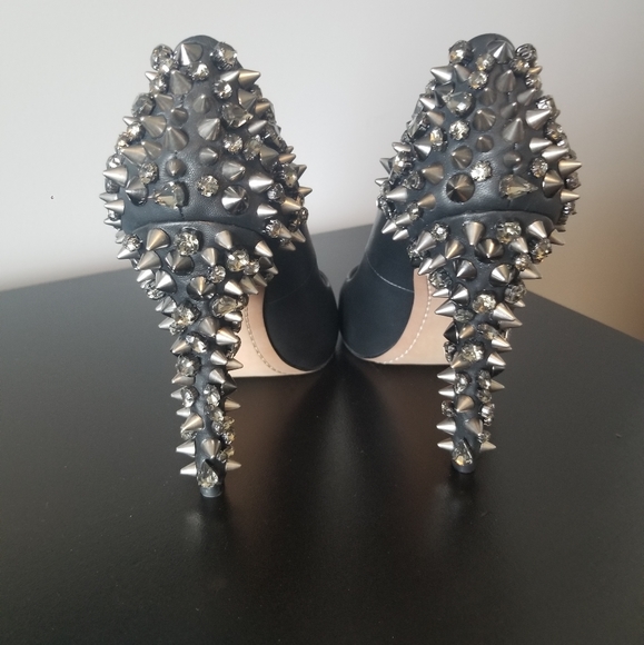 Sam Edelman leather 4" studded heels - Picture 2 of 5